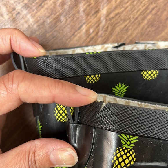 Chooka Women’s Black Pineapple Topic Rubber Rain Boots Size 6 - Picture 17 of 17